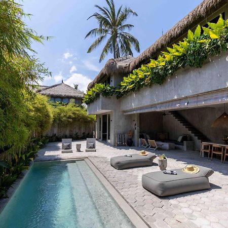 The Konkret Lombok Villa Kuta  Екстериор снимка