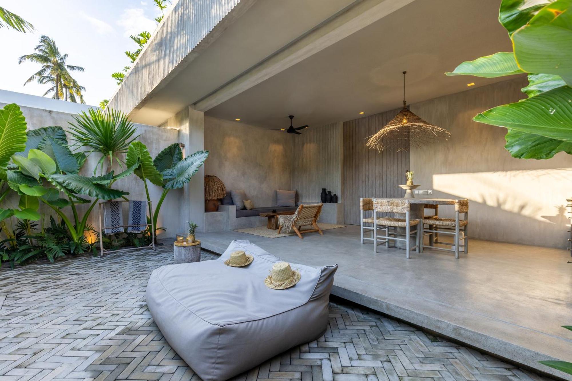 The Konkret Lombok Villa Kuta  Екстериор снимка